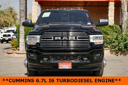 2022 RAM 3500 Laramie Crew Cab 4x4 8' Box