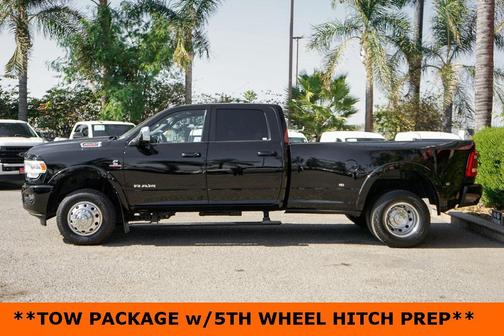 2022 RAM 3500 Laramie Crew Cab 4x4 8' Box