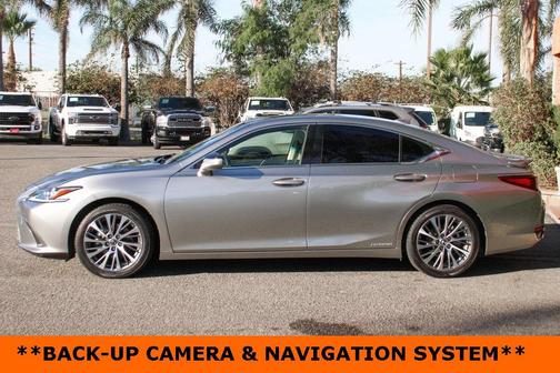 2019 Lexus ES 300h Base