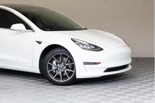 2019 Tesla Model 3 Long Range