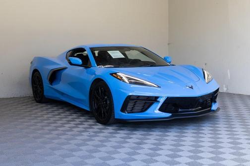 2025 Chevrolet Corvette Stingray w/1LT