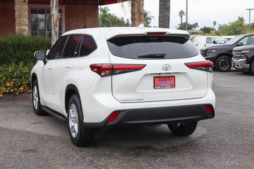 2021 Toyota Highlander L