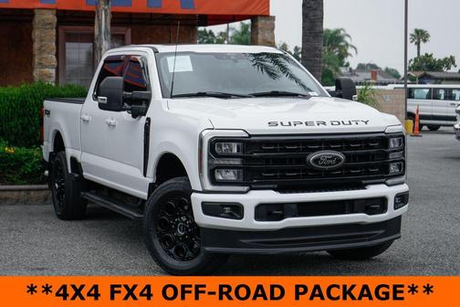Oxford White 2024 Ford F-250 XLT