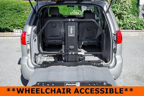 2007 Toyota Sienna XLE