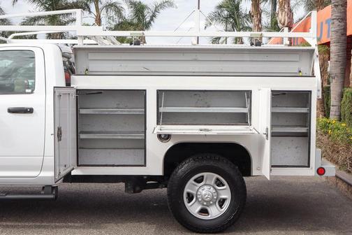 2022 RAM 2500 Tradesman Regular Cab 4x4 8' Box