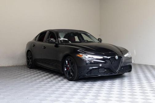 2020 Alfa Romeo Giulia Base