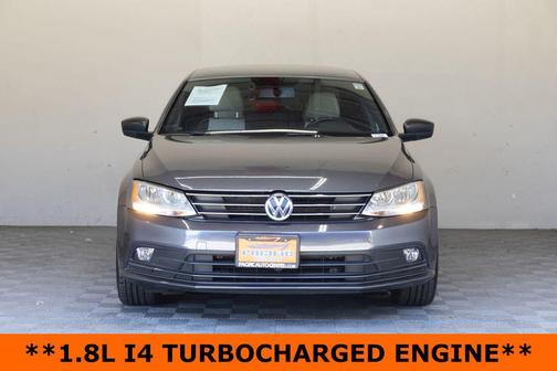 Platinum Gray Metallic 2016 Volkswagen Jetta 1.8T Sport