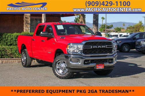 2022 RAM 2500 Tradesman Crew Cab 4x4 6'4' Box