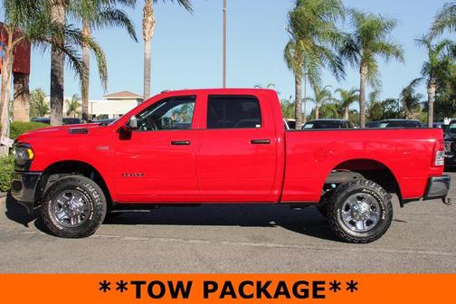 2022 RAM 2500 Tradesman Crew Cab 4x4 6'4' Box