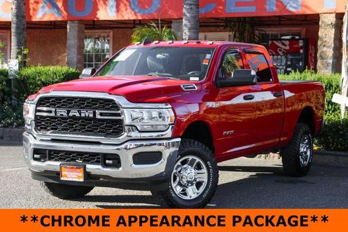 2022 RAM 2500 Tradesman Crew Cab 4x4 6'4' Box
