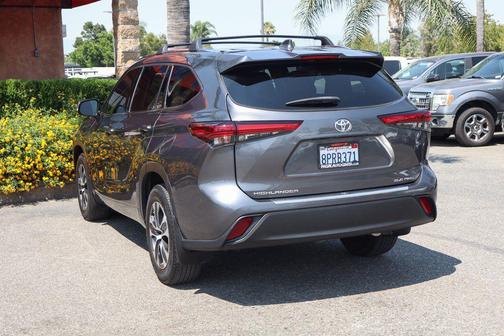 2020 Toyota Highlander XLE