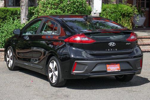2019 Hyundai IONIQ Plug-In Hybrid Base