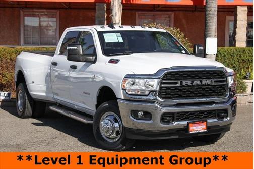 2023 RAM 3500 Big Horn Crew Cab 4x4 8' Box