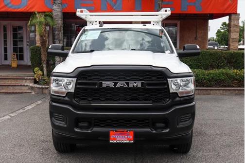 2022 RAM 2500 Tradesman Crew Cab 4x4 8' Box