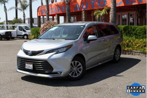 2023 Toyota Sienna XLE 7 Passenger