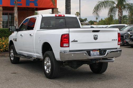 2017 RAM 2500 Big Horn Crew Cab 4x4 6'4' Box