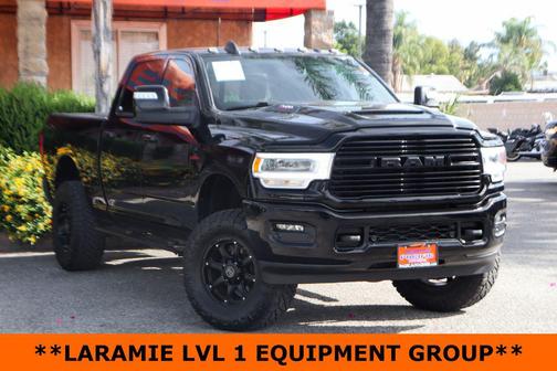 Diamond Black Crystal Pearlcoat 2023 RAM 2500 Laramie
