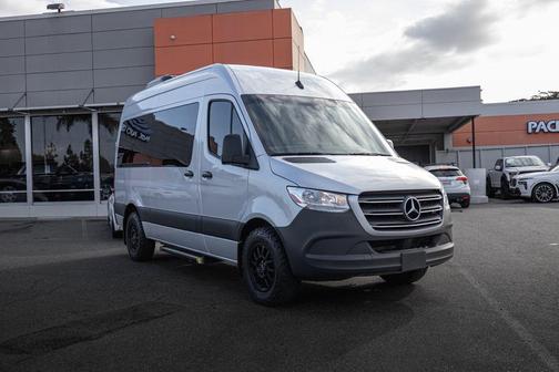 2021 Mercedes-Benz Sprinter 2500 Standard Roof