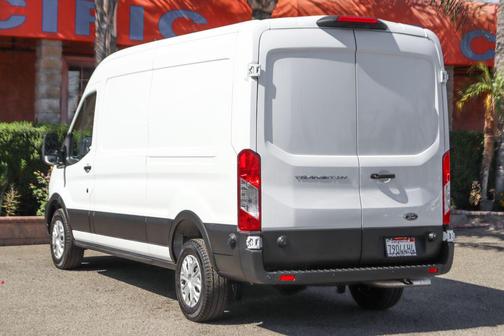 Oxford White 2024 Ford Transit-250 Base