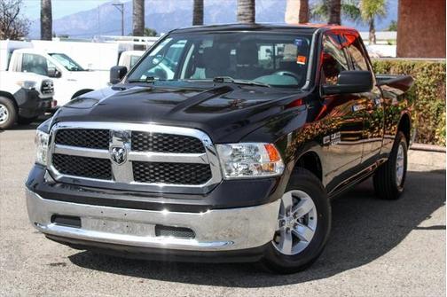 2017 RAM 1500 SLT