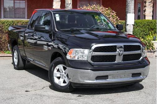 2017 RAM 1500 SLT