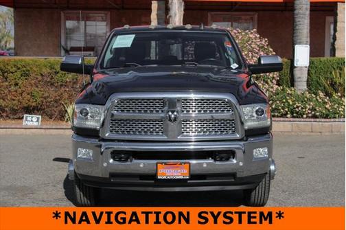2017 RAM 3500 Laramie Crew Cab 4x4 8' Box