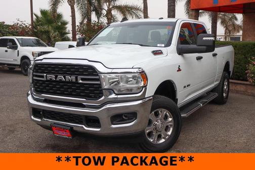 2024 RAM 2500 Big Horn Crew Cab 4x4 6'4' Box