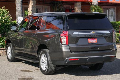 2021 Chevrolet Suburban LS