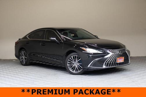 2024 Lexus ES 300h Base