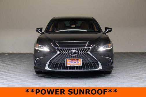 2024 Lexus ES 300h Base