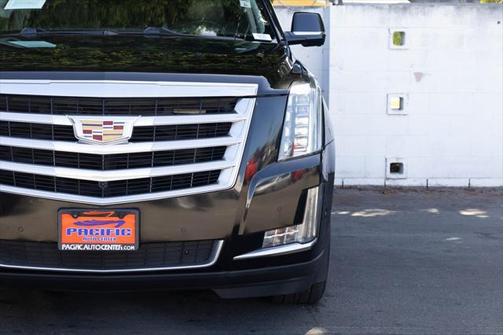 2020 Cadillac Escalade ESV Luxury