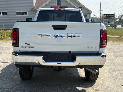 2025 RAM 2500 Big Horn Regular Cab 4x4 8' Box