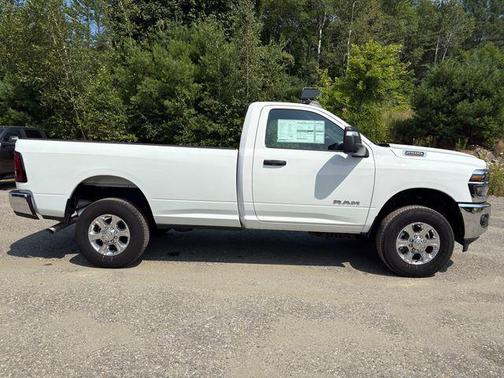 2025 RAM 2500 Big Horn Regular Cab 4x4 8' Box