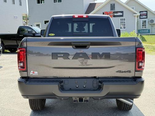 2025 RAM 2500 Tradesman Crew Cab 4x4 6'4' Box