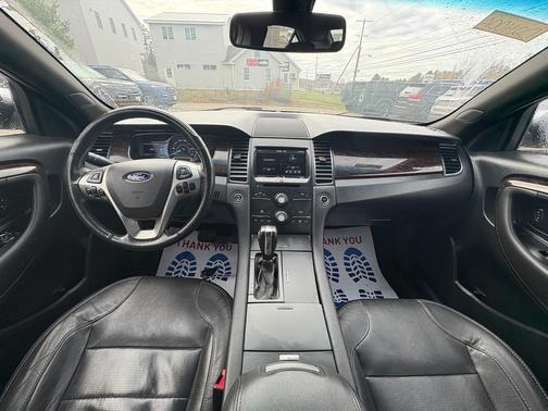 2015 Ford Taurus Limited