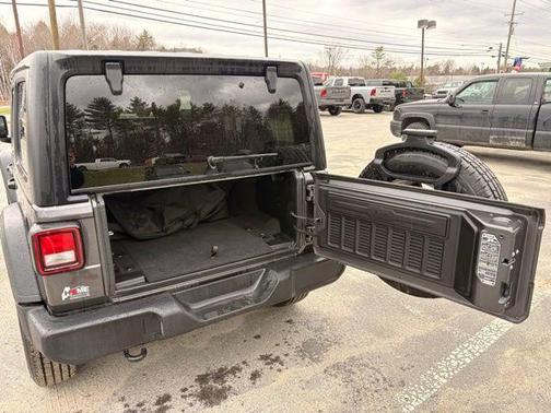 Granite Crystal Metallic Clearcoat 2021 Jeep Wrangler Unlimited Sport