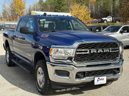 2019 RAM 2500 Tradesman Crew Cab 4x4 6'4' Box