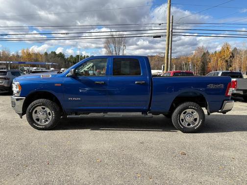 2019 RAM 2500 Tradesman Crew Cab 4x4 6'4' Box
