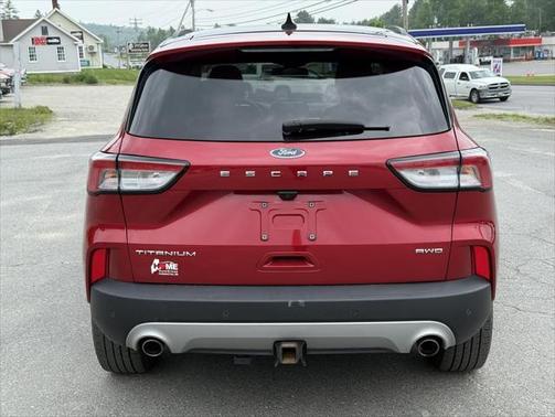 2022 Ford Escape Titanium