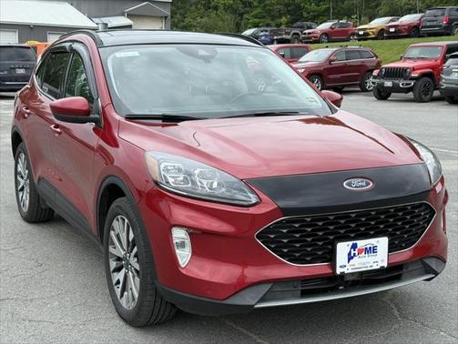 2022 Ford Escape Titanium