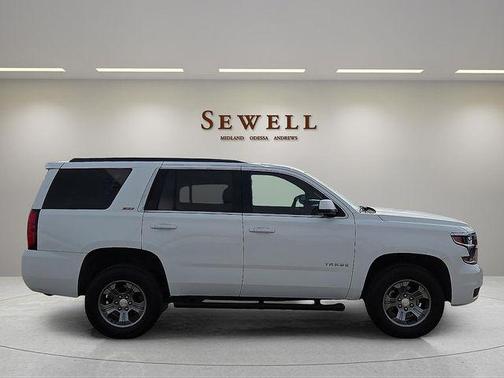Summit White 2017 Chevrolet Tahoe LT
