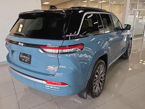 Steel Blue 2026 Jeep Grand Cherokee Summit