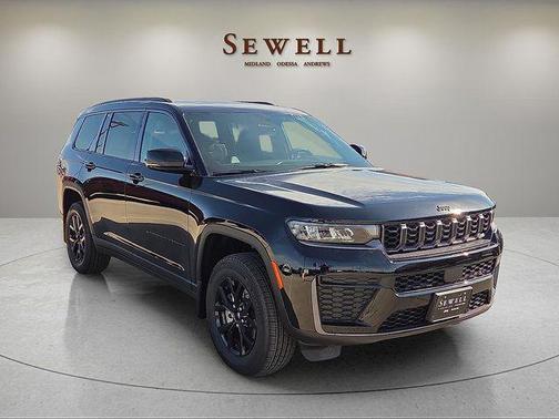 Diamond Black Crystal Pearlcoat 2026 Jeep Grand Cherokee L Altitude