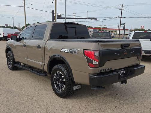Baja Storm 2021 Nissan Titan PRO-4X