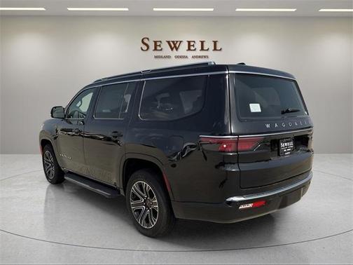 2025 Jeep Wagoneer Base