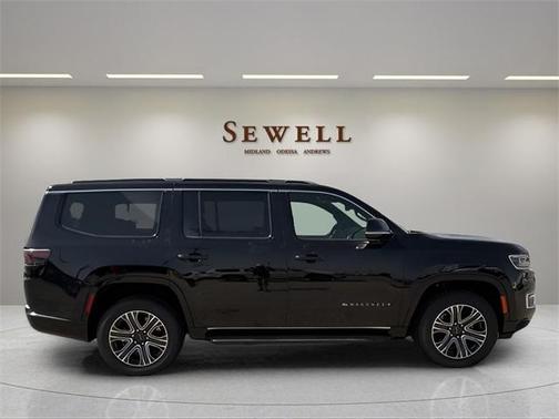 2025 Jeep Wagoneer Base