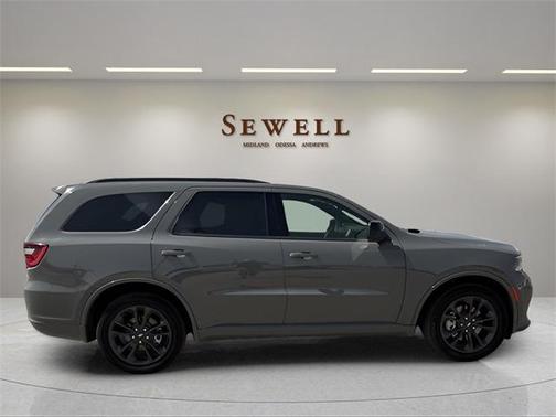 Destroyer Gray Clearcoat 2025 Dodge Durango GT