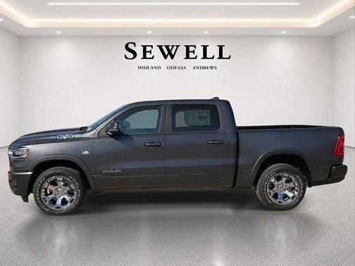 Granite Crystal Metallic Clearcoat 2027 RAM 1500 Big Horn/Lone Star