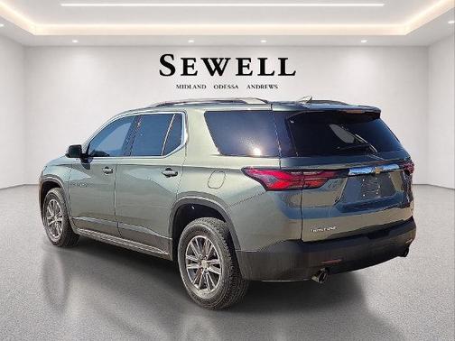 Silver Sage Metallic 2023 Chevrolet Traverse LT Cloth