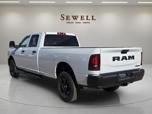 Bright White Clearcoat 2026 RAM 2500 Tradesman Crew Cab 4x4 8' Box